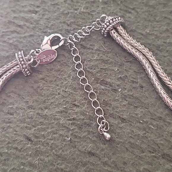 Lia Sophia Heart necklace - Picture 3 of 3